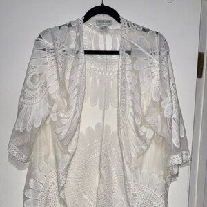 Rachel Zoe White Floral Lace Kimono